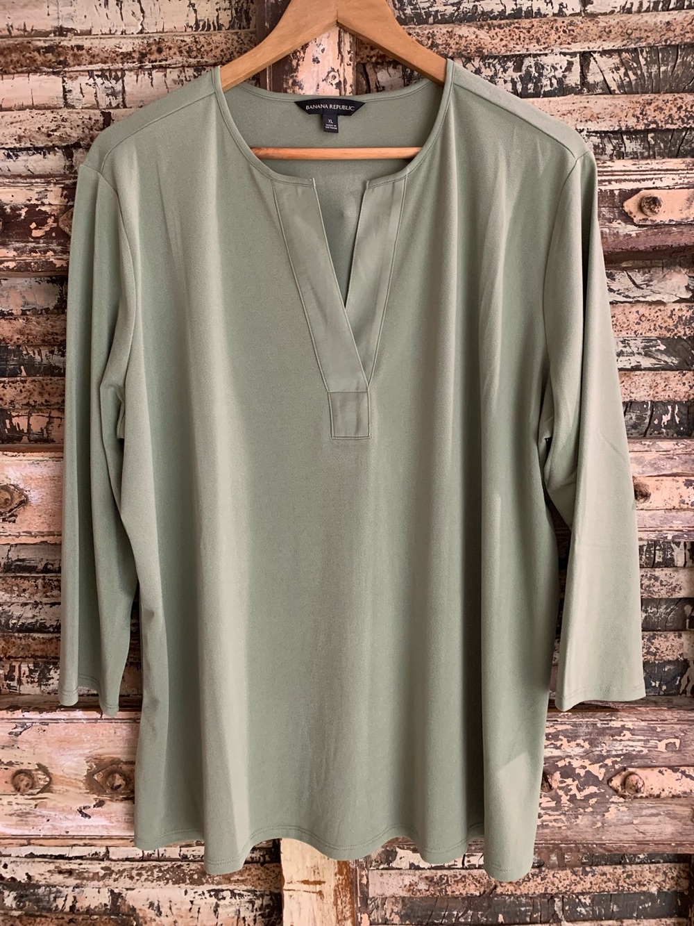 Banana Republic Sage Green 3/4 Sleeve Satin Trim Notch Split-Neck Blouse, XL